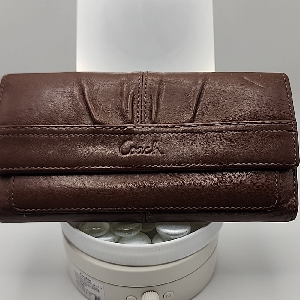 Preowned Vintage Coach Soho Pleated Brown Leather Wallet‎